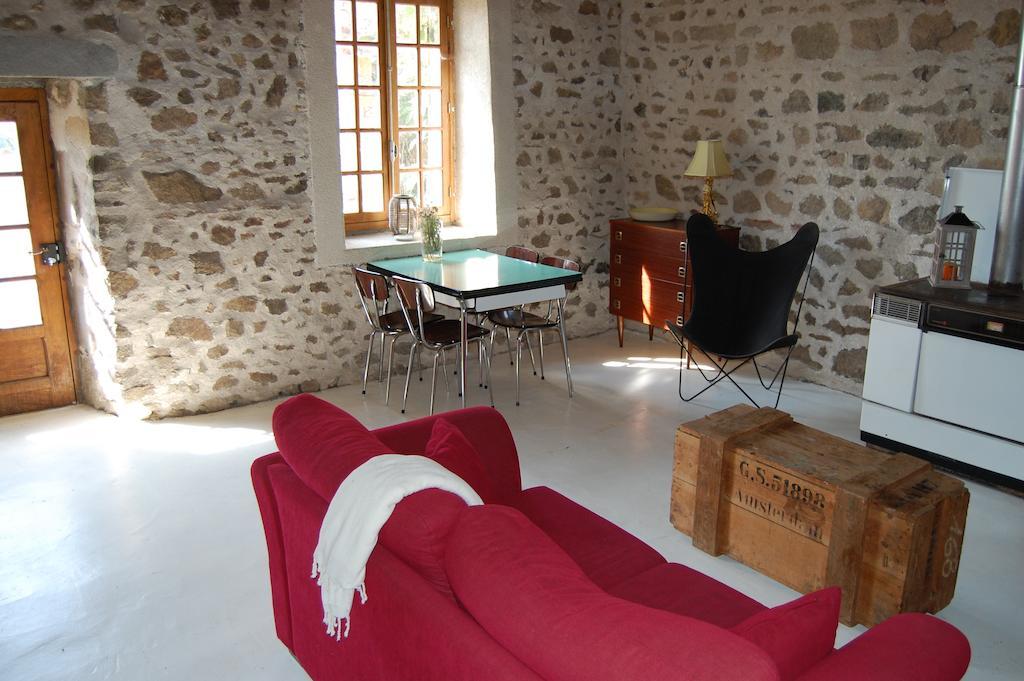 Le Mas D'En Haut Lussat Kamer foto